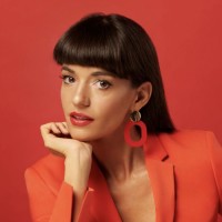 	Jessica Walsh	